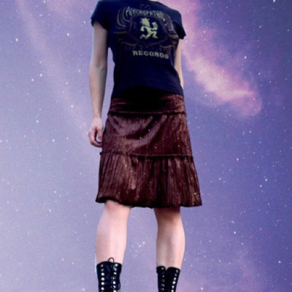 L.A movers Brown velvet tiered midi skirt